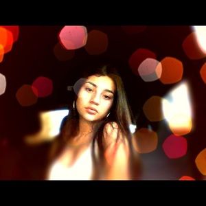 Meet your Posher, Aileen